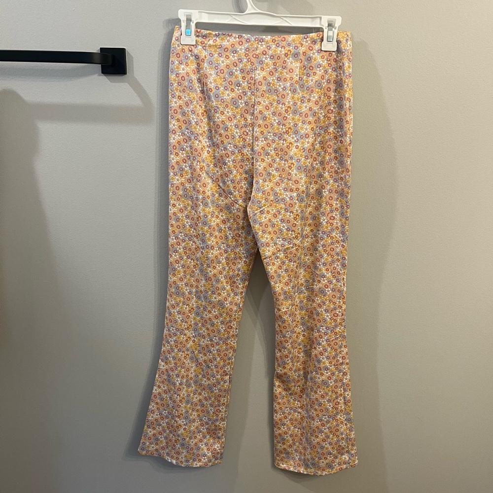 Zara colorful floral pants with tags